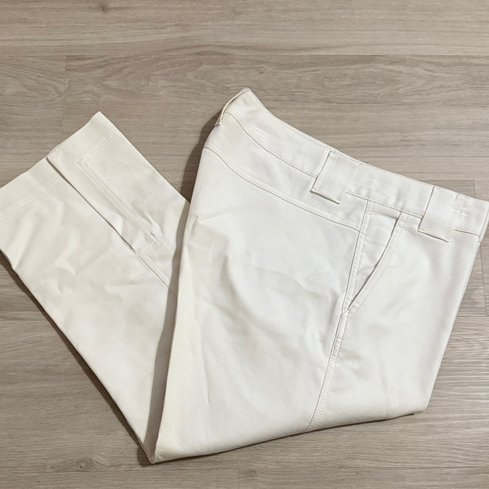 Banana Republic Cream Capris